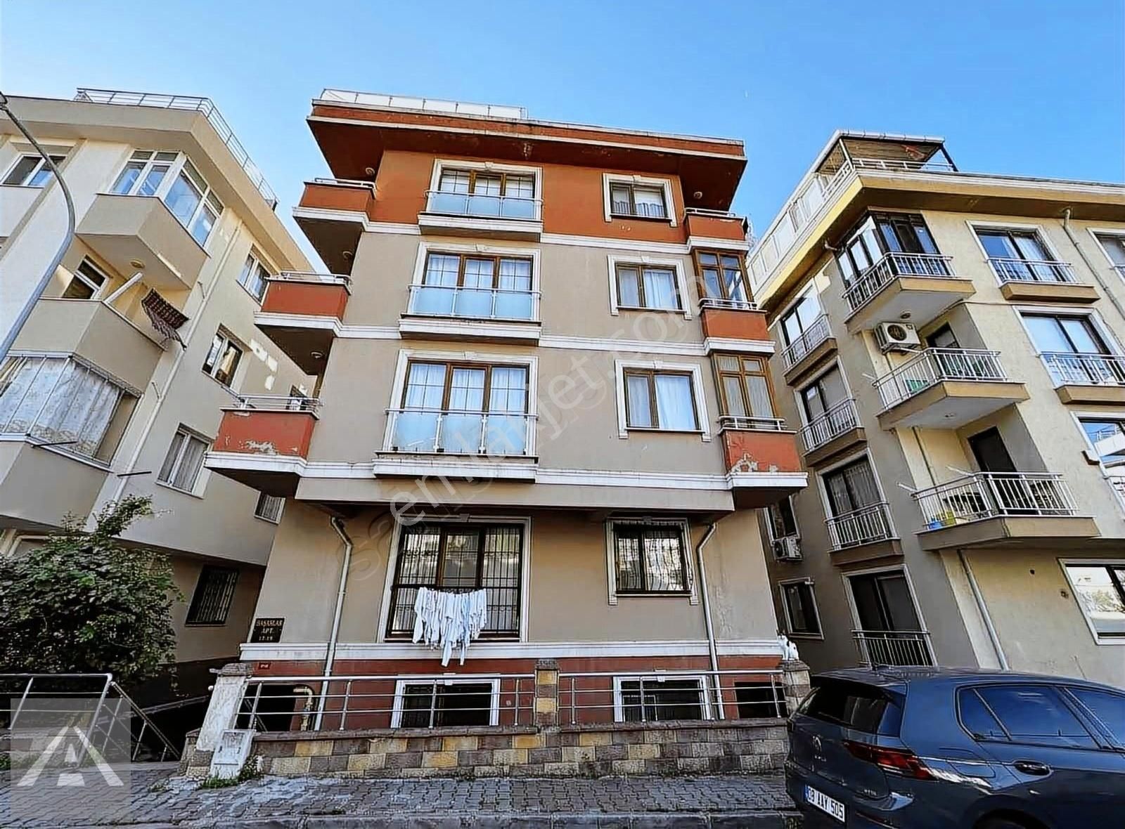 Maltepe Aydınevler Satılık Daire Aydınevler'de Emsalsiz 5 Dk Yürüme Mesafesin'de Genç Bina'da 2+1