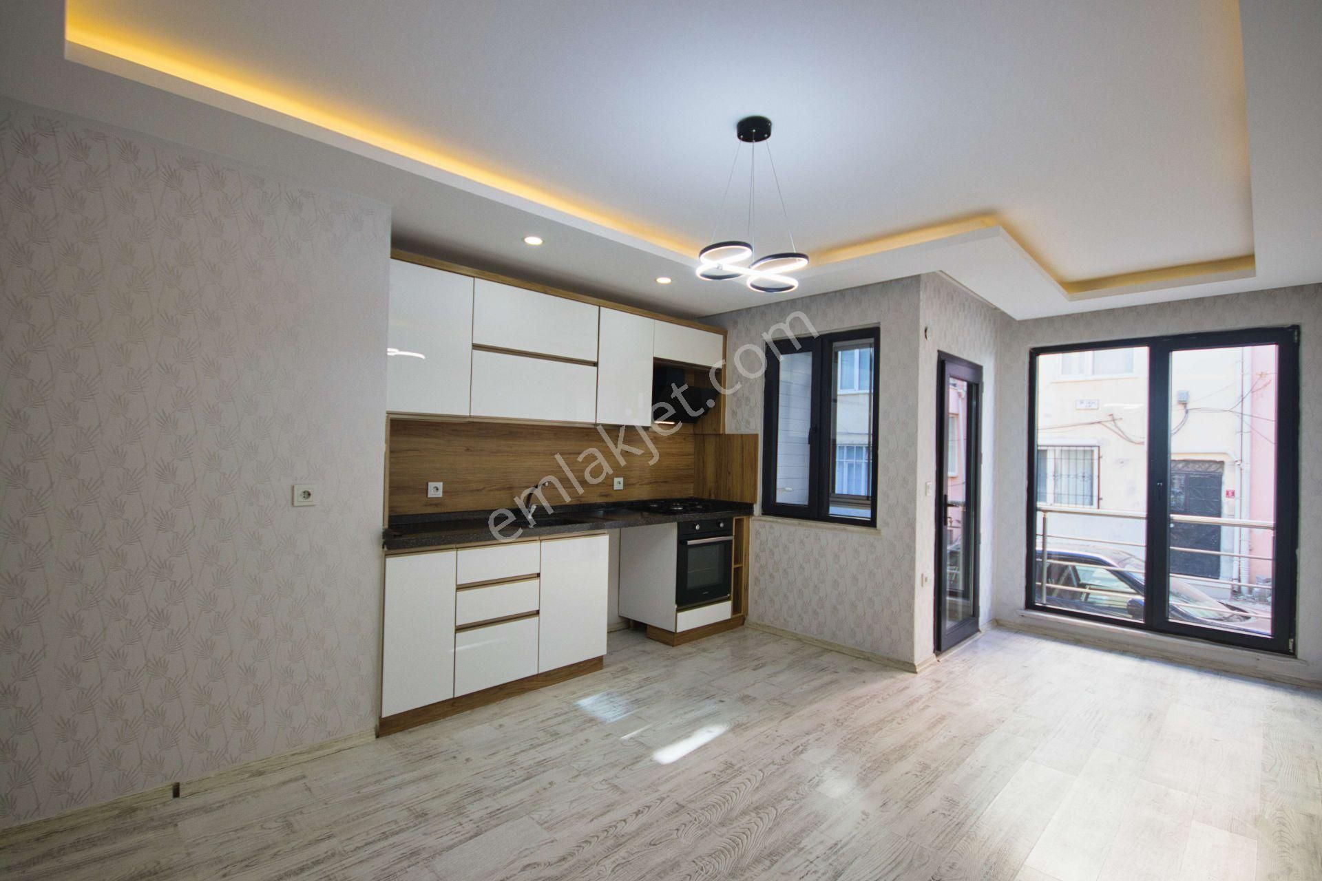 Edremit Akçay Satılık Daire 🏡🏡aktif'ten Akçay'da Satılık Konumu Ve Fiyatı İle Mest Olacağınız 90m2 1+1 Daire