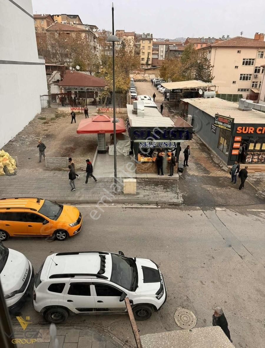 Elazığ Merkez Çarşı Devren Dükkan & Mağaza Hürriyet Caddesinde Satılık Çay Ocağı