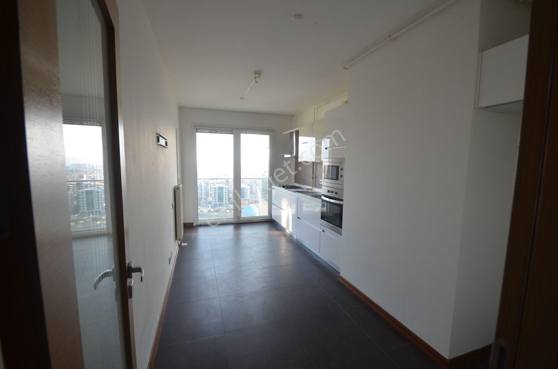 Park Yaşam Mavişehir'de Kiralık Deniz Manzaralı Büyük Tip 2+1 - Görsel 2