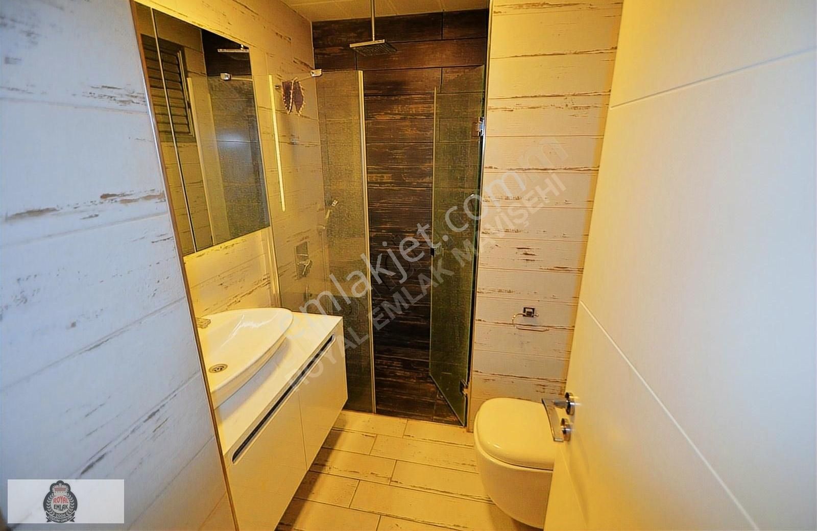 Avcılar Effect'te Son Katta Yanyana Satılık 2 Adet 1+1 Daire - Görsel 17