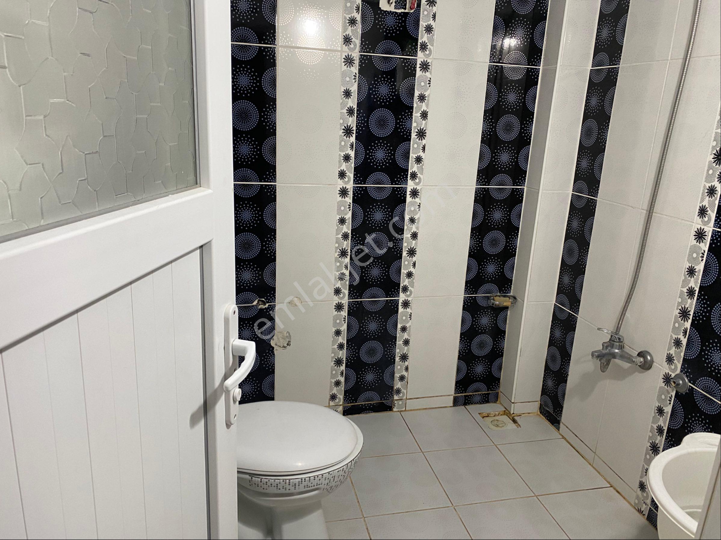 Kilis Merkez Satılık Müustakil 2daire 2 Garaj Bireysel Doğalgaz - Görsel 9
