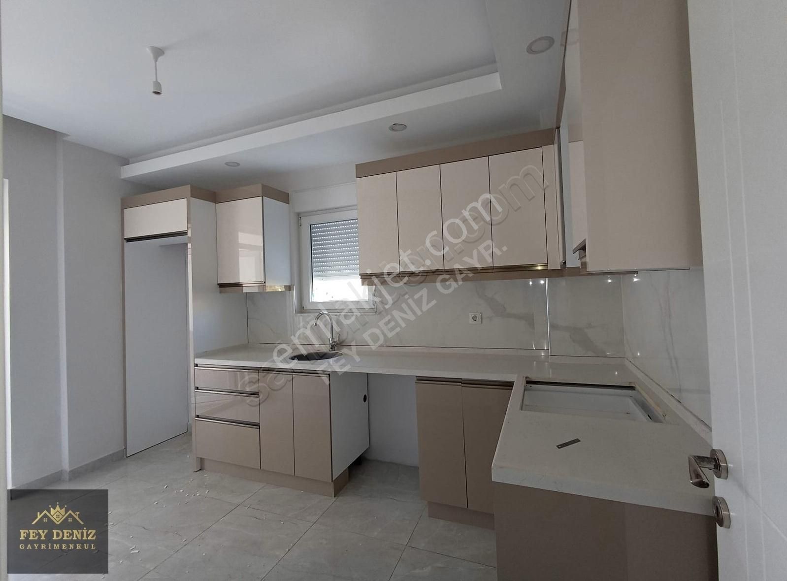 Kepez Göçerler Kiralık Daire Göçerler'de Lüks Site İçi Şehir Hastanesi Yakını Katta 2+1 Daire