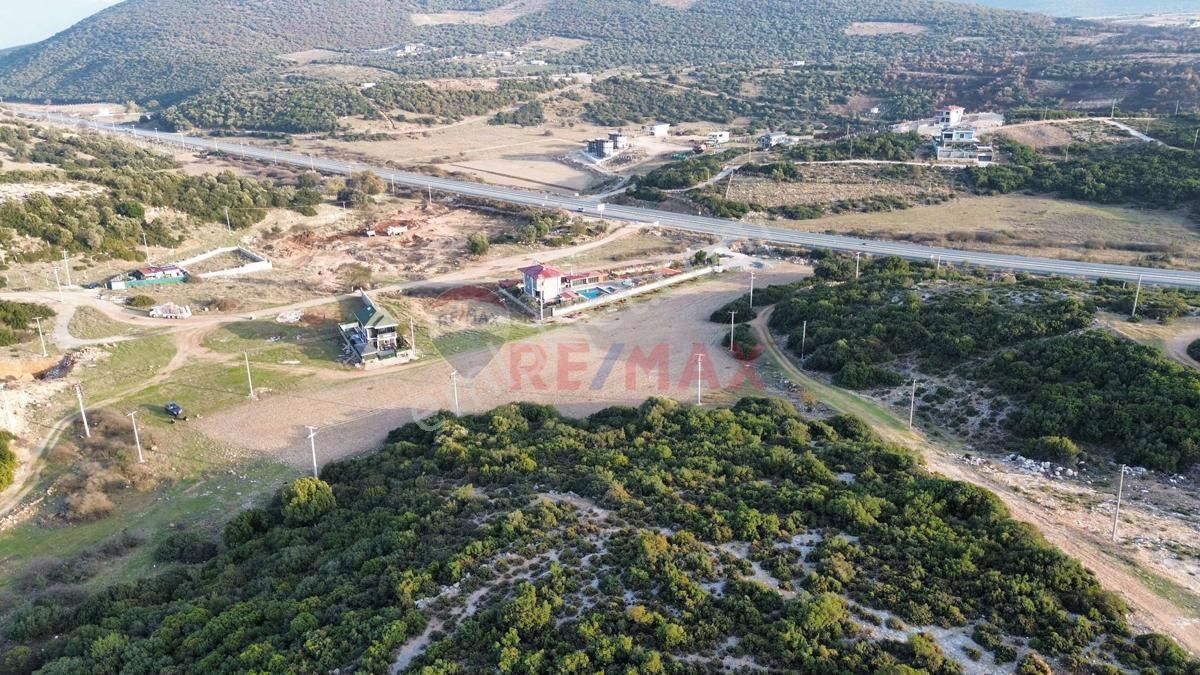 Didim Ak Yeniköy Satılık Konut İmarlı Remax Zümrüt'ten Bodrum Karayoluna Paralel Bozseki Arsası