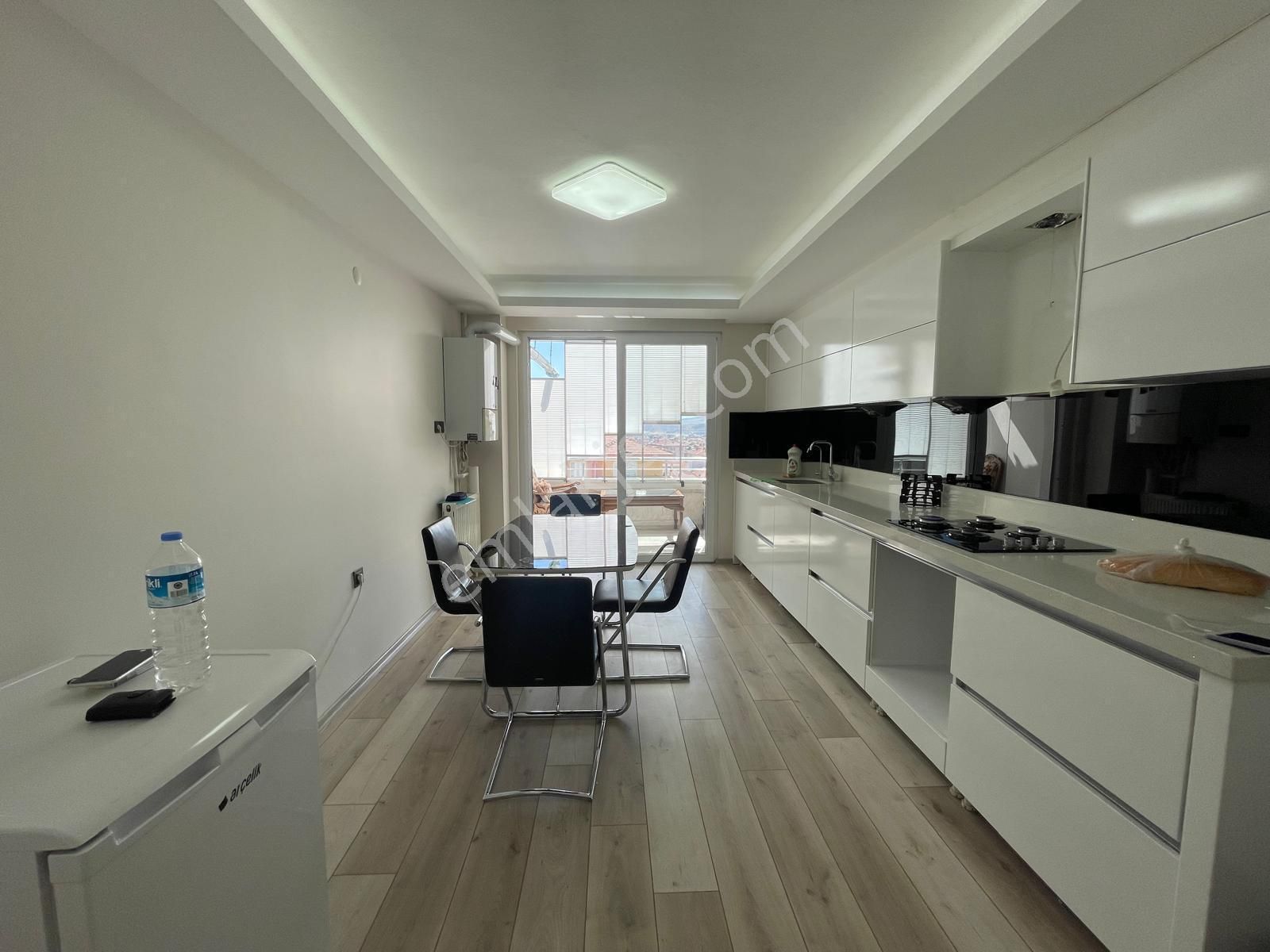 Çorum Merkez Bahçelievler Satılık Daire Bahçelievler Mahallesi Micros Yanı 6. Kat 4+1 180m2 Satılık Daire