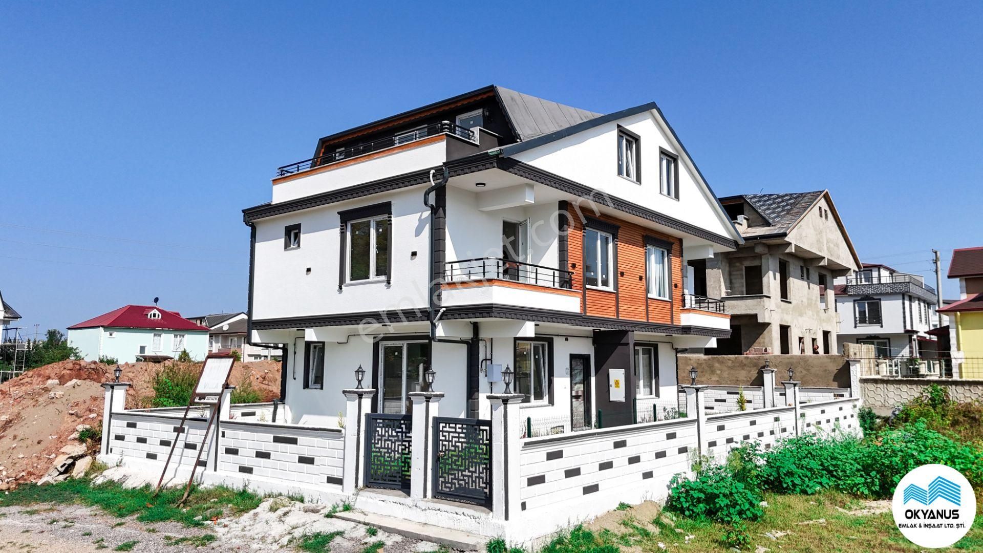 Kocaali Yalı Satılık Villa Sakarya Kocaali De Açık Cephe Geniş Bahçeli 3+1 Villa