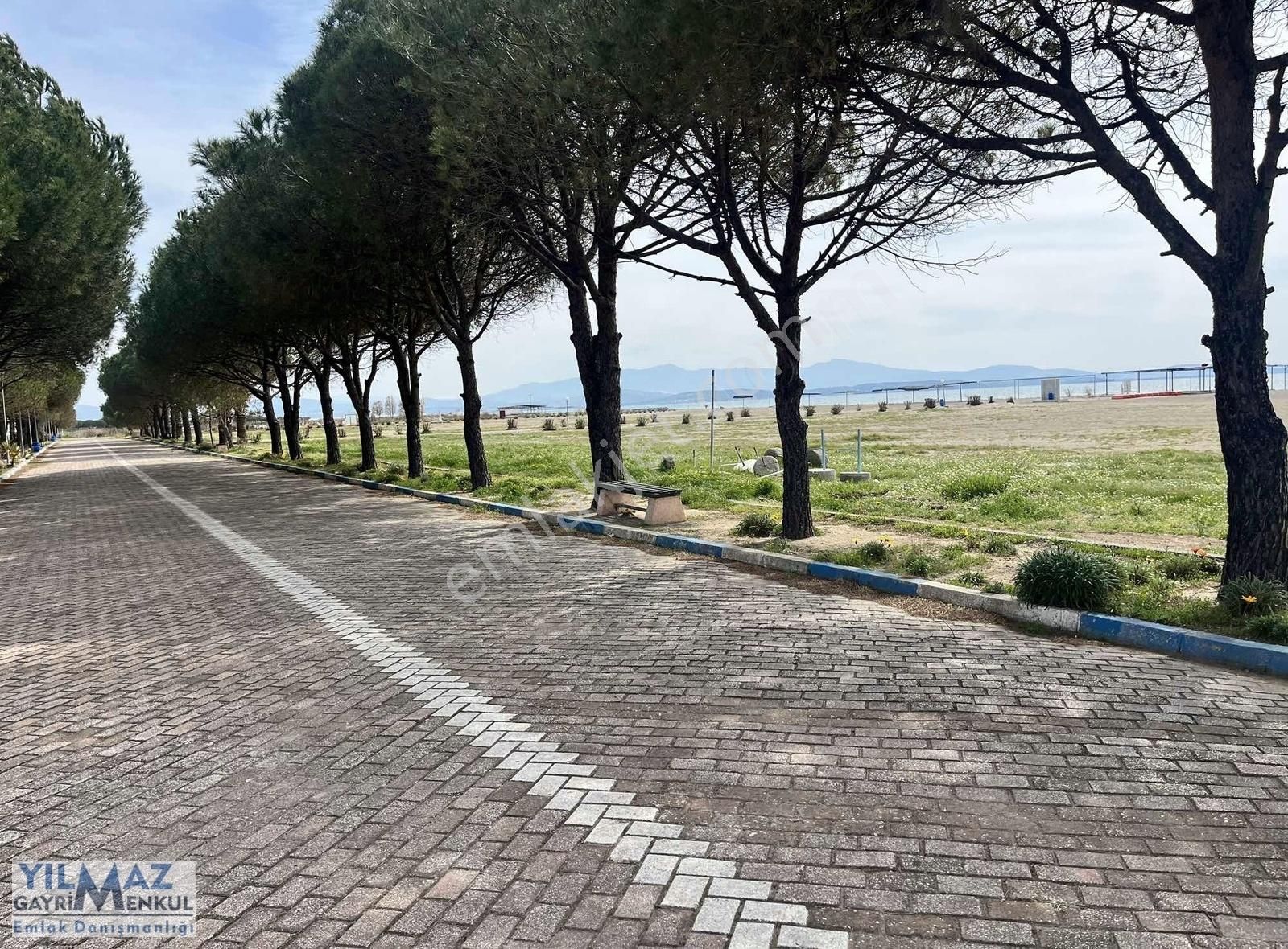 Çandarlı Tatil Köyünde Villa İmarlı Satılık Arsa - Görsel 5
