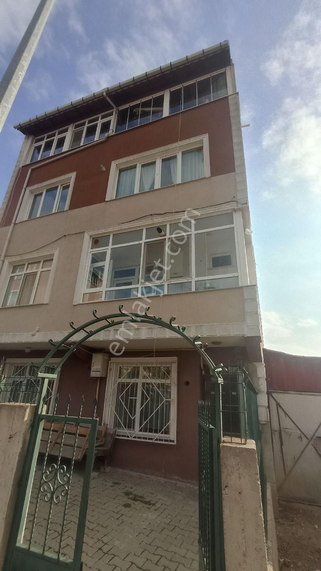 Süleymanpaşa Aydoğdu Satılık Daire Komple Satılık 4 Katlı Bina