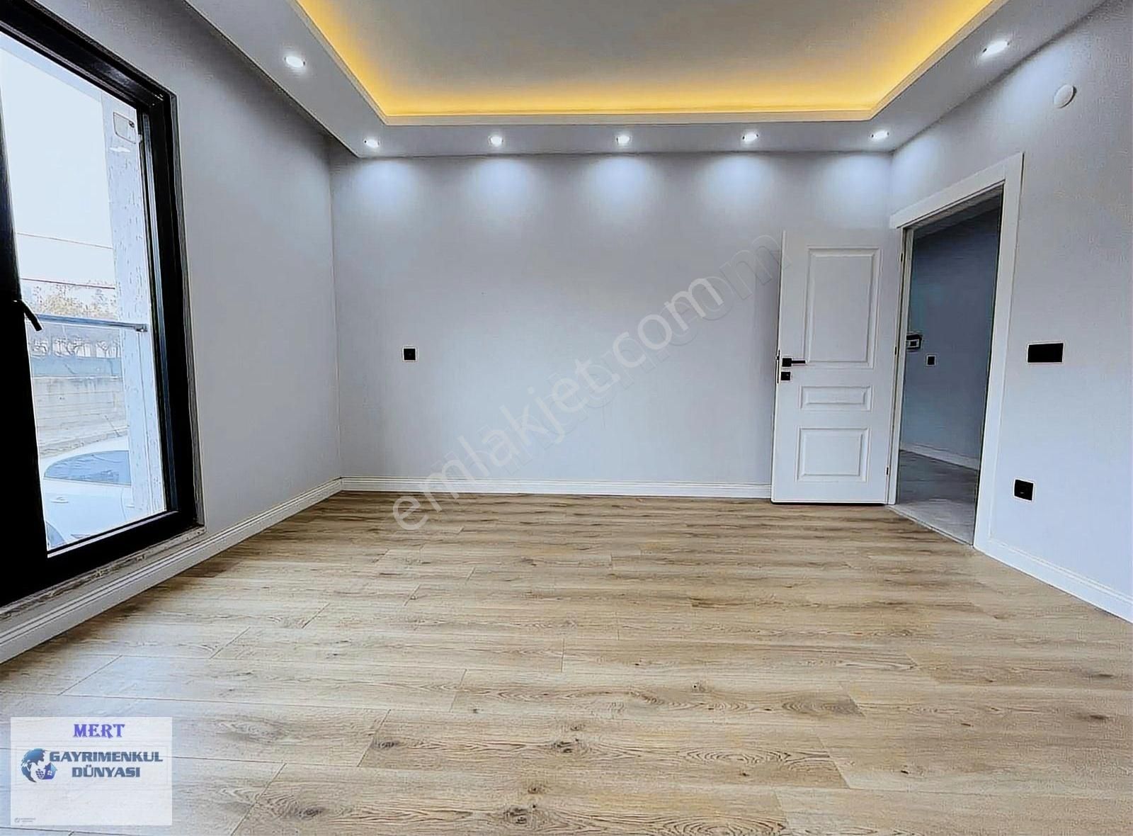 Darıca Bağlarbaşı Satılık Daire Bağlarbaşı Mahlesinde Lux Daire İstasyon Caddesi Üstü