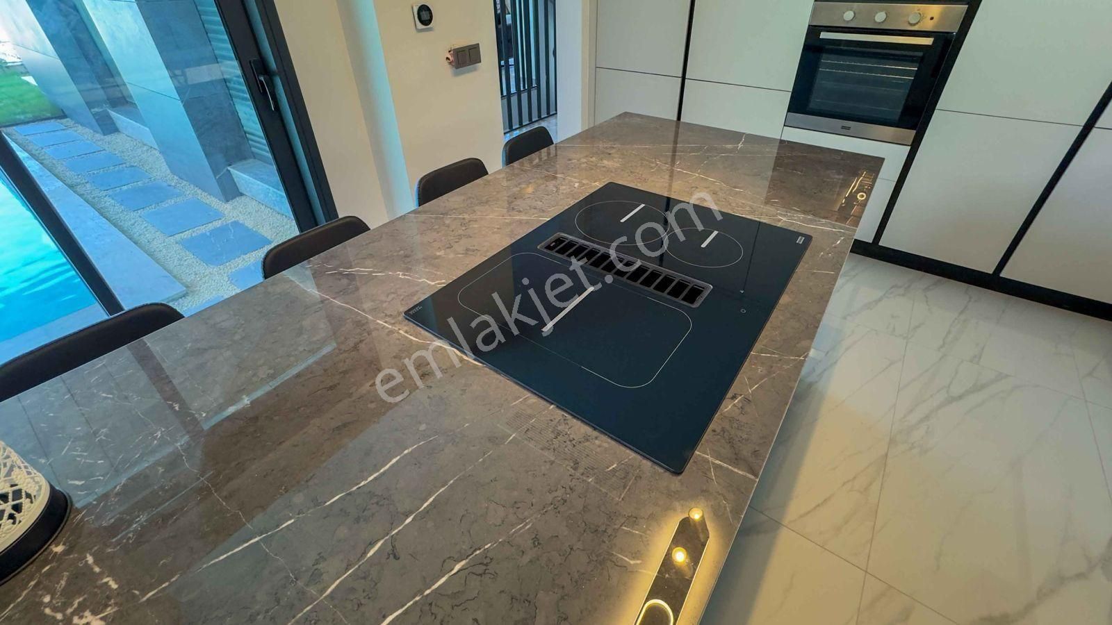 Kuşadası Kadınlar Denızınde Ultra Lux 4+1 Vılla - Görsel 7