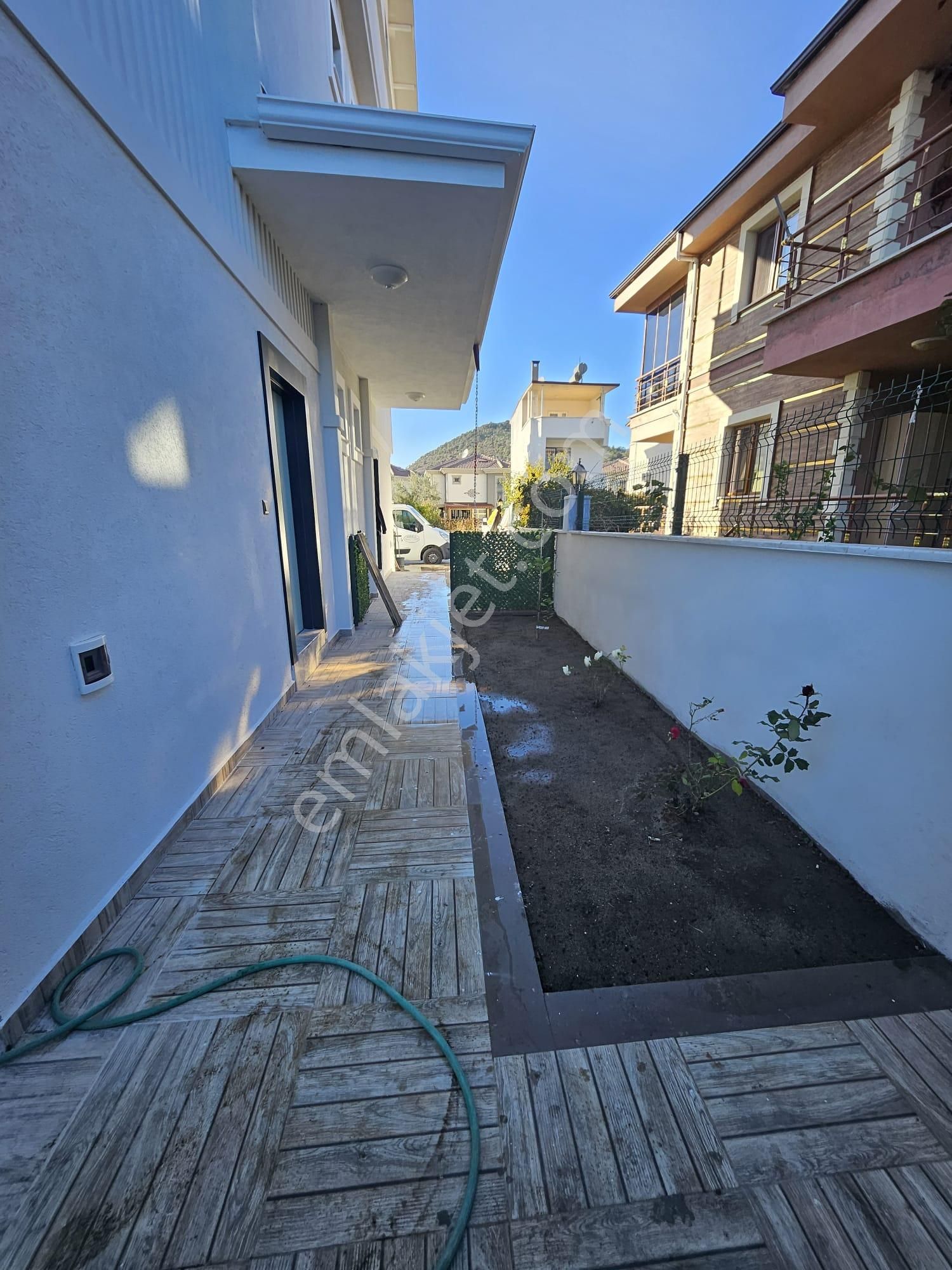 Altınoluk Avcılar Da 3+1 Denize 350 M Mesafede Sıfır Satılık Villa - Görsel 11