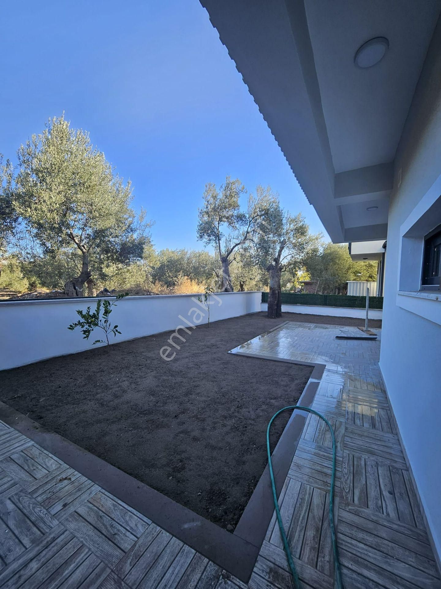 Altınoluk Avcılar Da 3+1 Denize 350 M Mesafede Sıfır Satılık Villa - Görsel 19