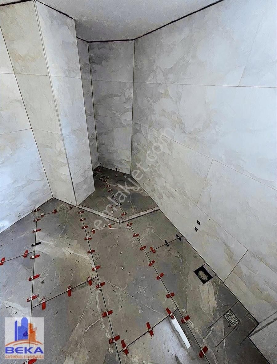 Ümraniye Namık Kemal Mah. 220 Mt Kare Net 7+1 - Görsel 7