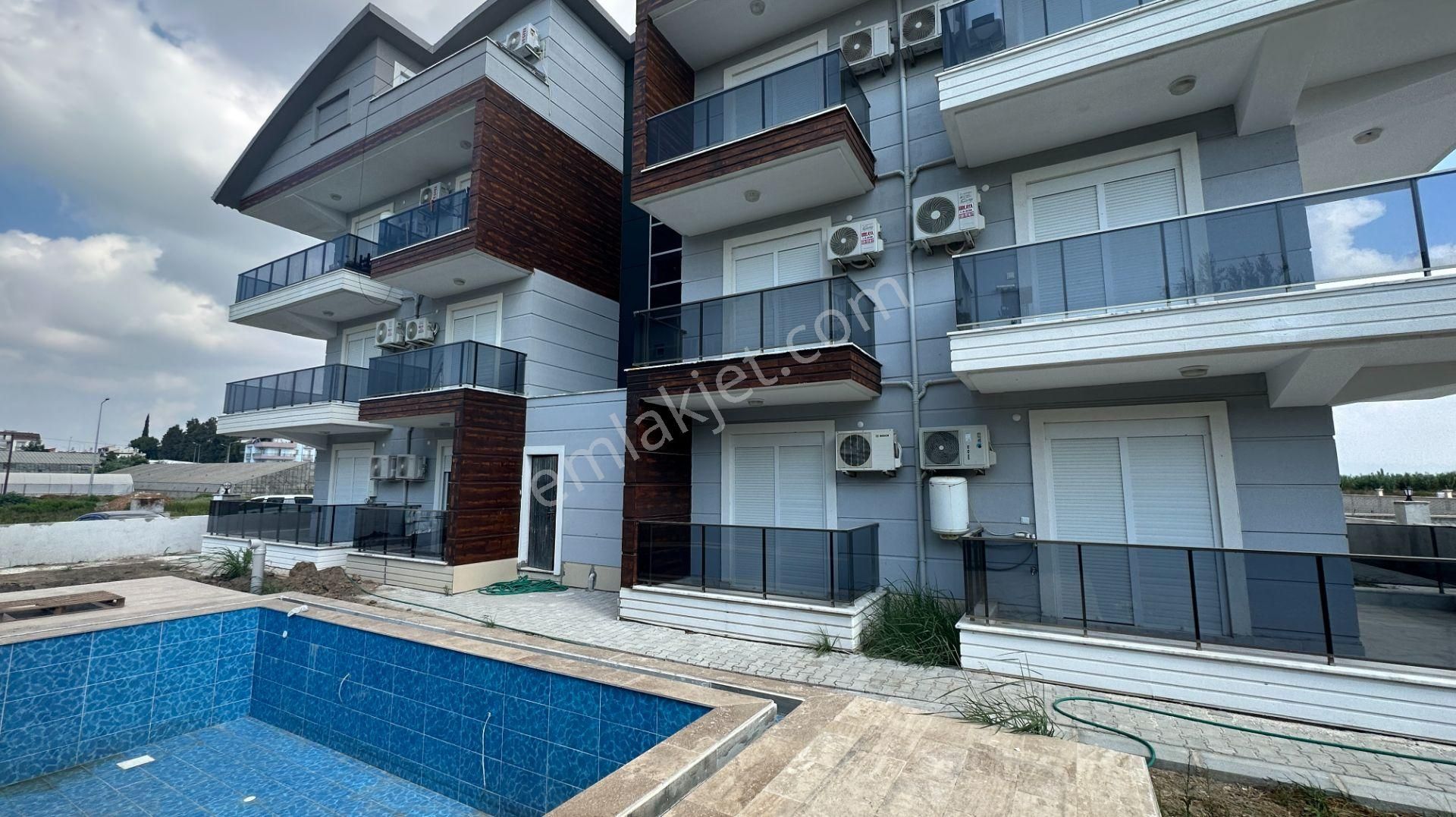 Serik Kadriye Kiralık Daire 3+1 Yeni Havuzlu Site İçerisinde Yeni Eşyalı Daire Kadriye'de