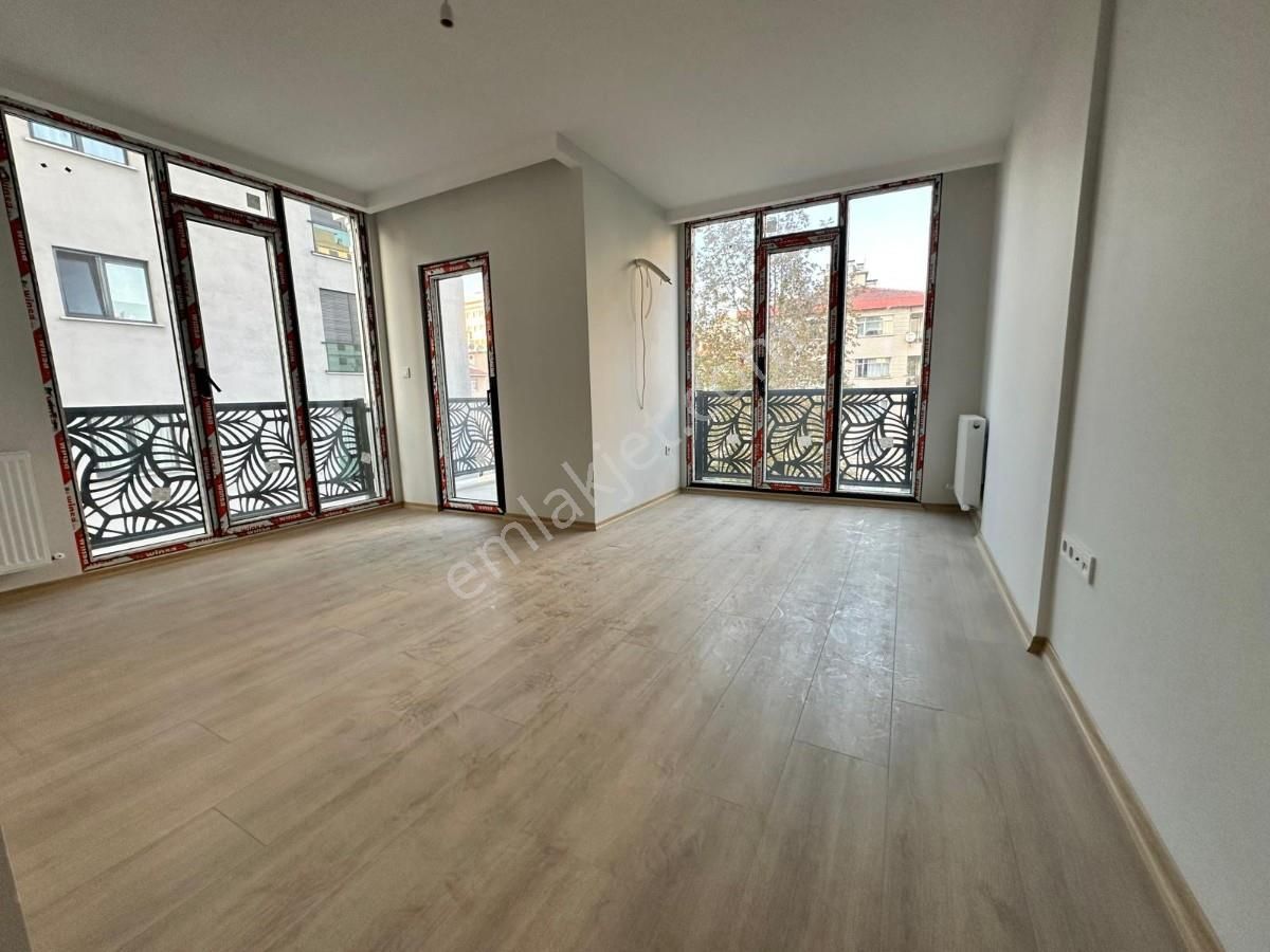 Kadıköy Bostancı Satılık Daire Kadıköy Bostancıda 2+1 Satılık Daire Troykadan