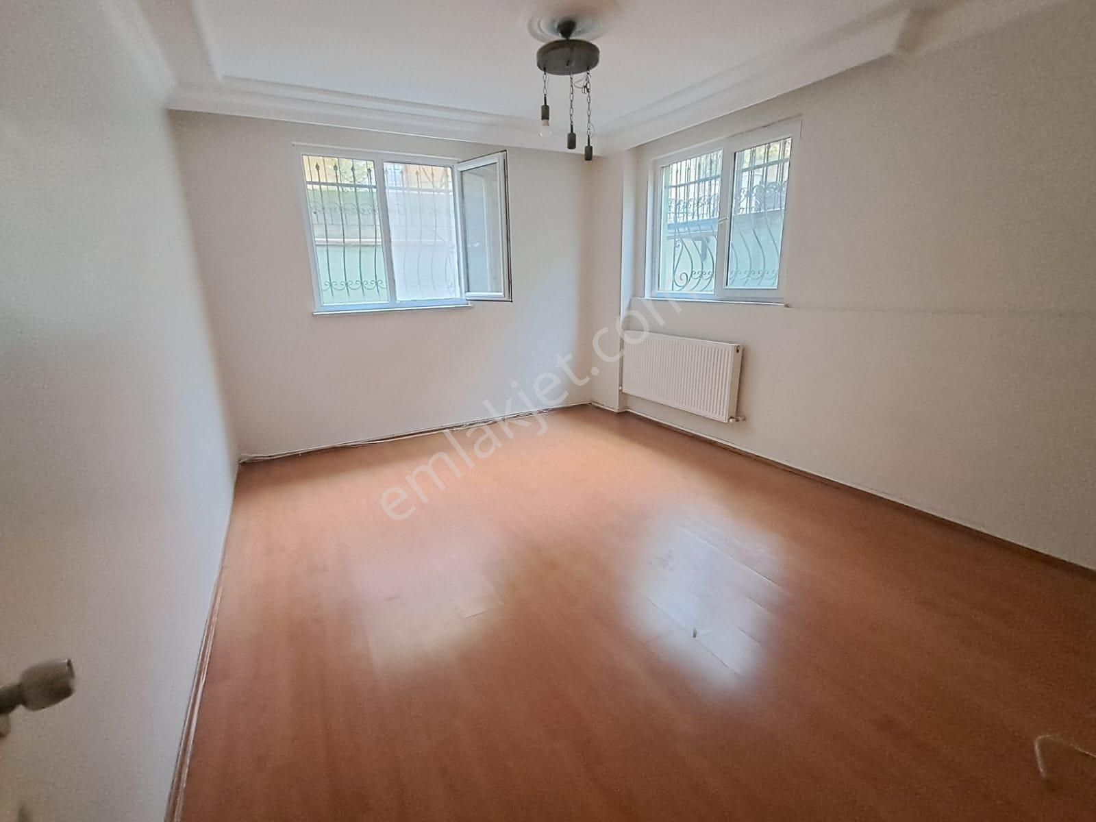 Ataşehir Kayışdağı Kiralık Daire Oryaştan Kayışdağında Darülacezeye Yakın 80m2 2+1 Daire