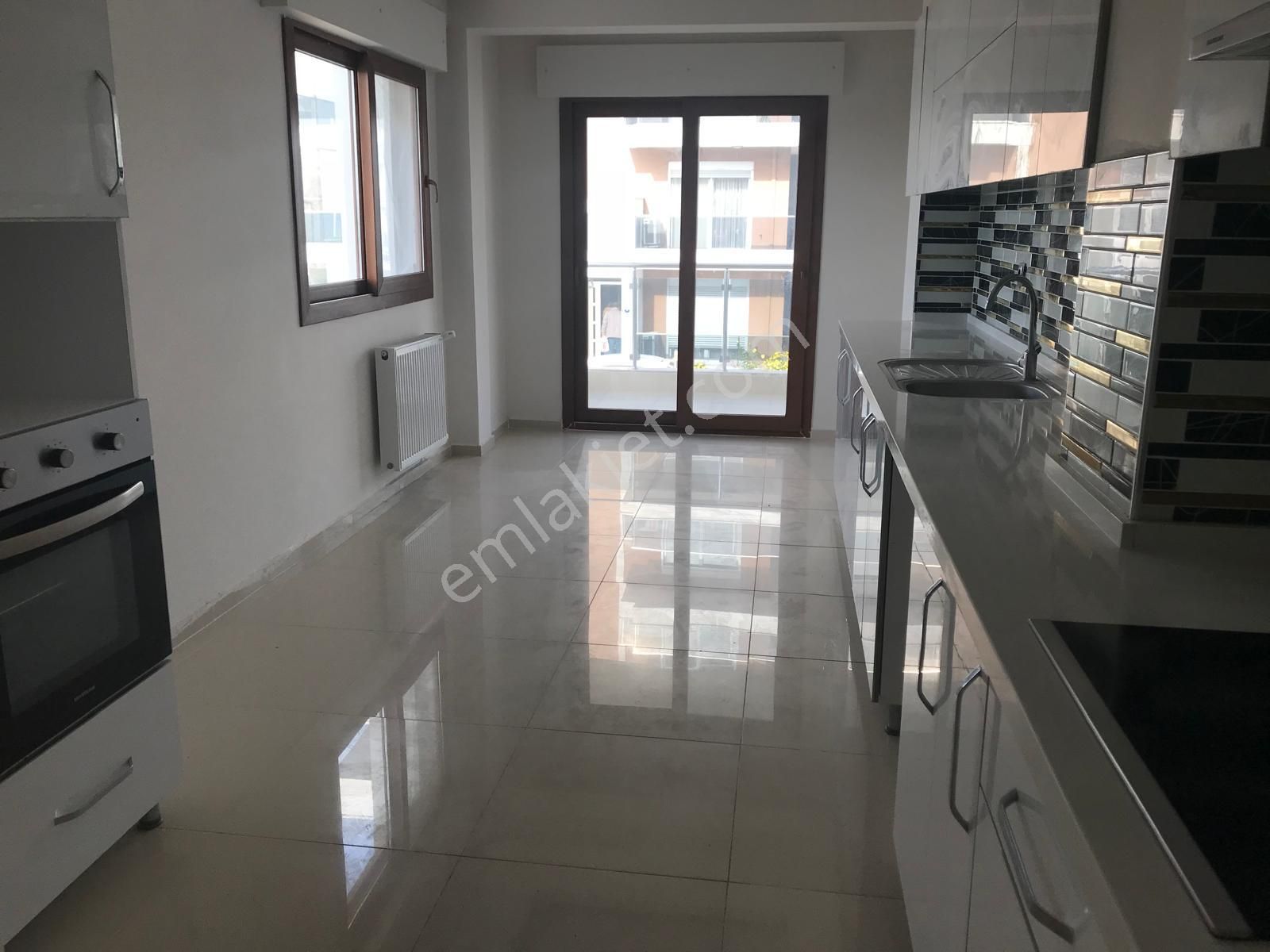 Çiğli İnönü Kiralık Daire Çiğli Balatcık 3+1 Kiralık Ebeveyn Banyolu Lüx Daire