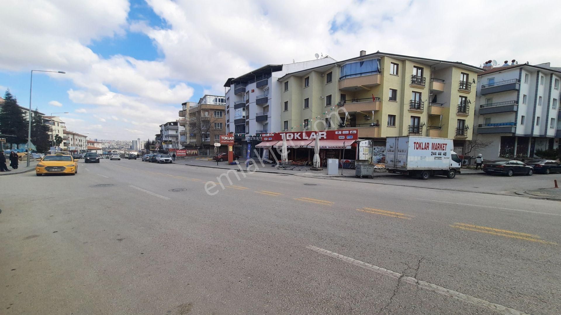 Akif'ten Topçu'da 1512 Cadde Üzerinde Kiracılı Emsalsiz Dükkan - Görsel 3