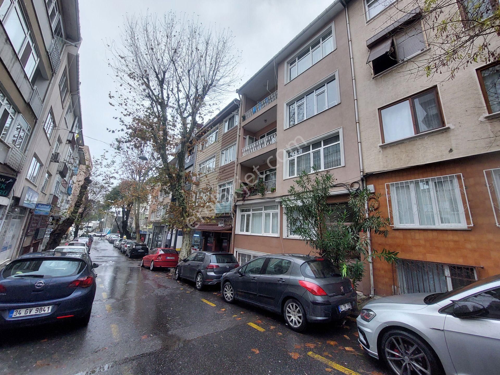 Üsküdar İcadiye Kiralık Daire Üsküdar İcadiyede Bağlarbaşına Yakın Ferah Temiz 3+1