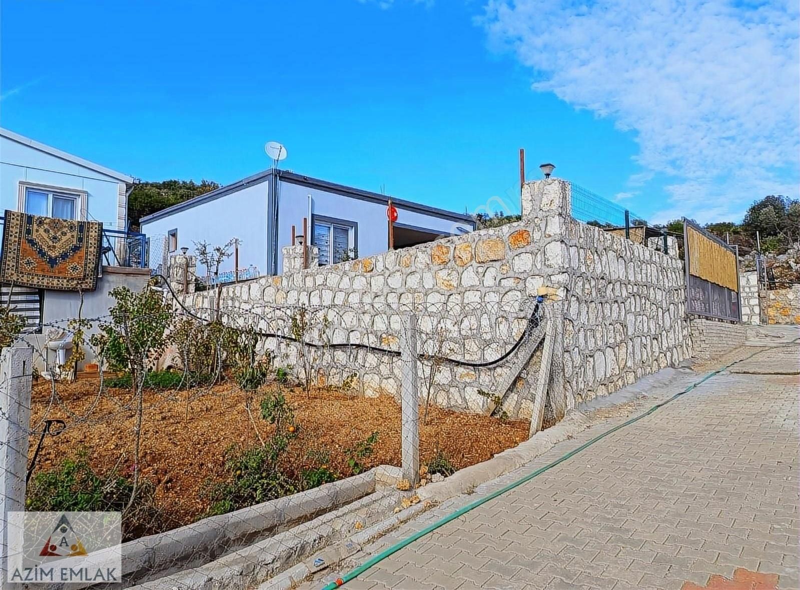 Torbalı Demirci Köyünde Satılık Müstakil Bina - Görsel 17