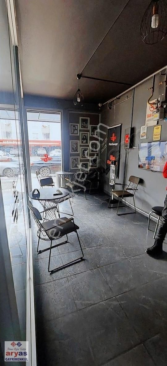 Cadde Üzerinde 5 Katlı Bina - Görsel 11