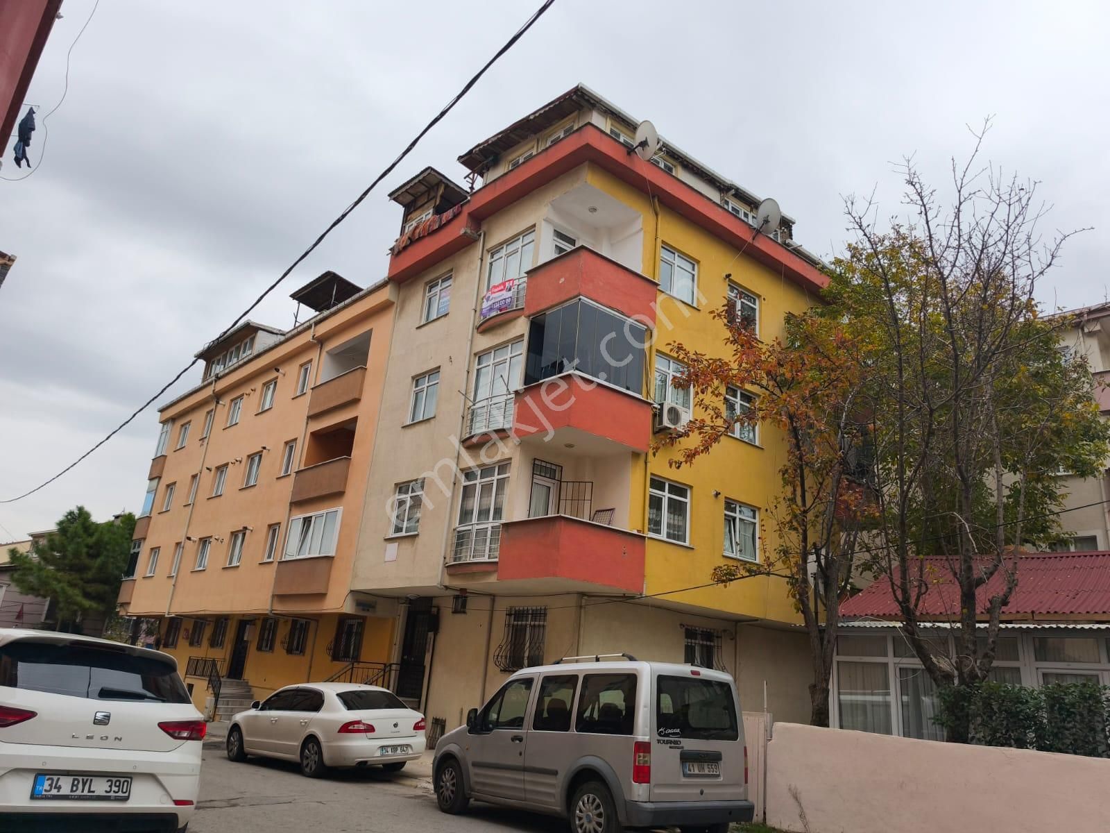 Pendik Kavakpınar Satılık Daire Kavakpınarda Abdi İpekçi Caddesine Yakın Bağımsız Girişleri Olan Manzaralı Dublex