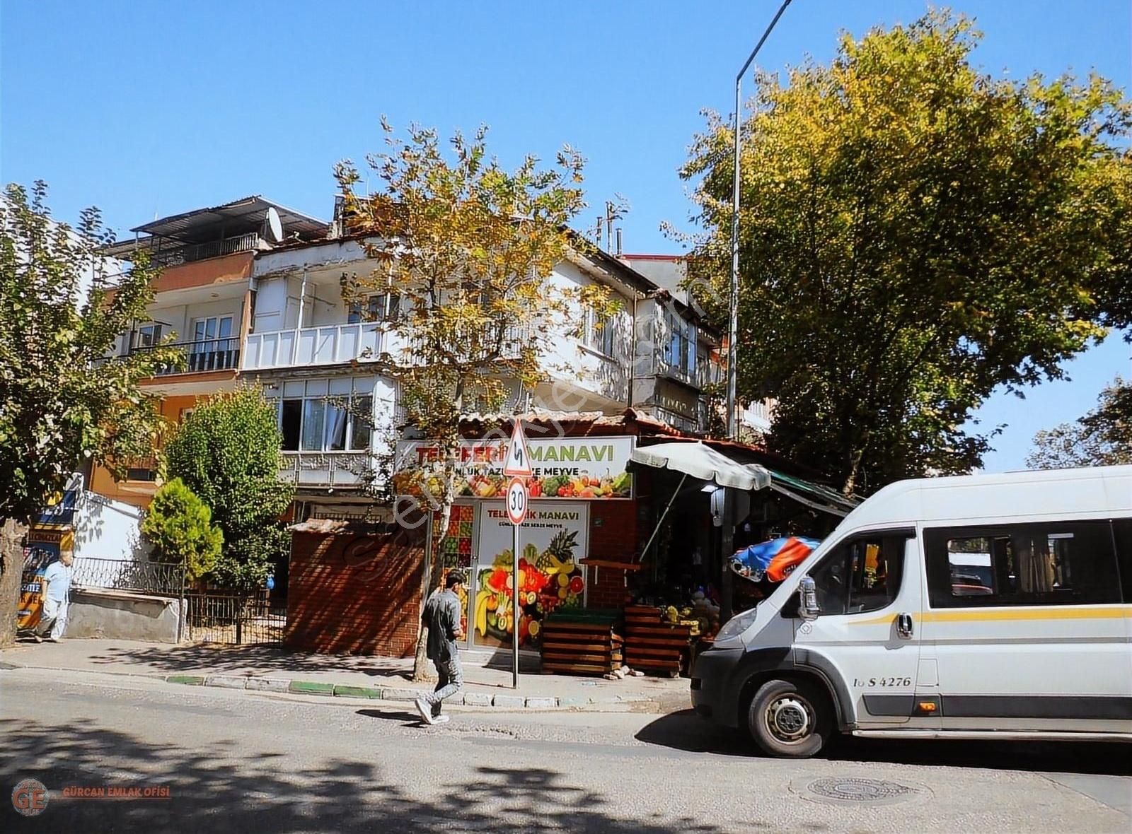 Gürcan Emlaktan Teleferikte Komple Satılık 3 Katlı Bina - Görsel 23