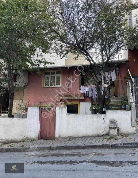 Arnavutköy İslambey Satılık Konut İmarlı Arsa Tapulu 2 Katlı Müstakil Ev