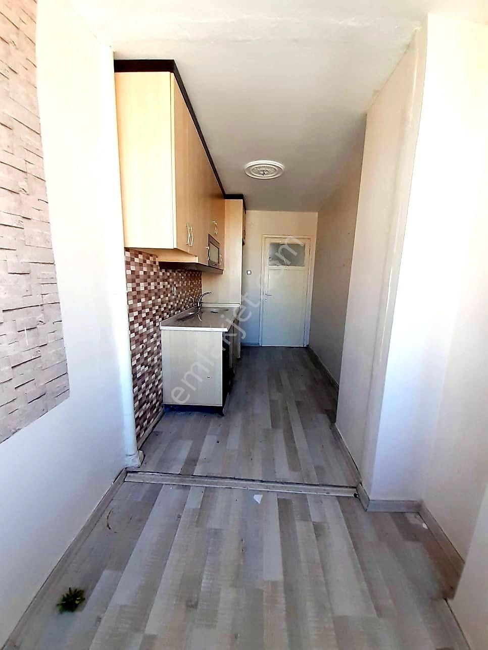 Çukurova Güzelyalı Satılık Daire Adana Çukurova Güzelyalı Satılık 3+1 Hasarsız Daire-site İçi