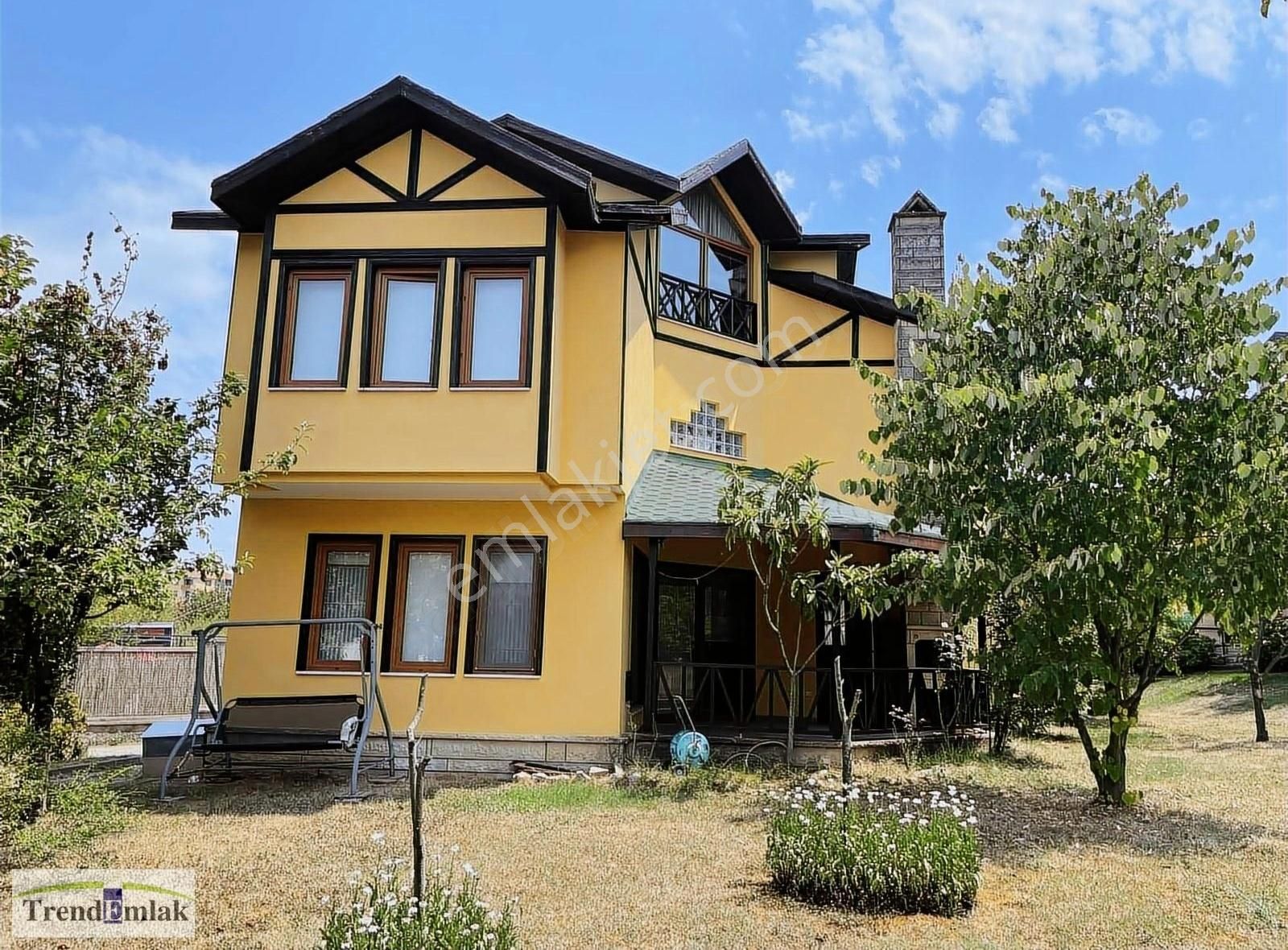 Kartepe Maşukiye Satılık Villa Kartepe Maşukiye Satılık 4+1 Site İçerisinde Villa