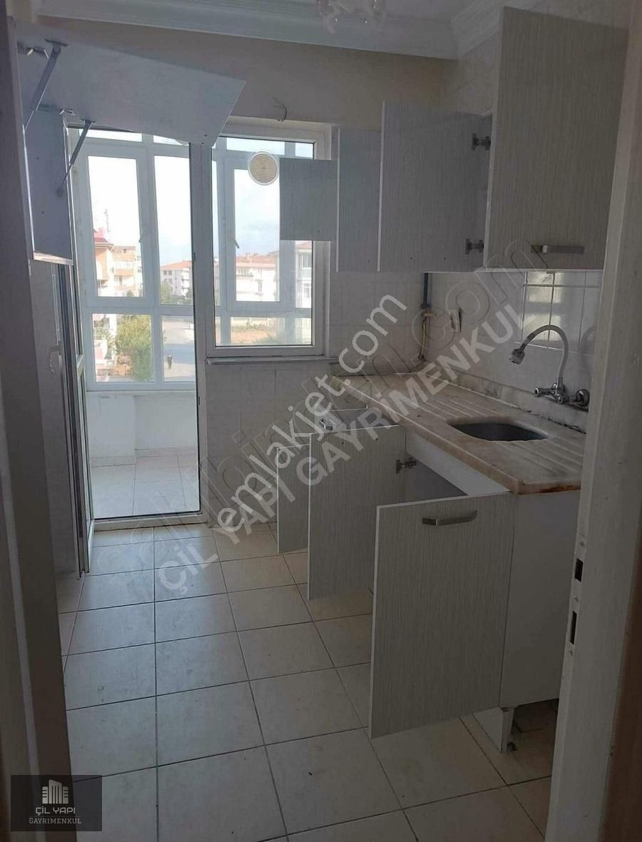 Silivri Selimpaşa Satılık Daire Selimpaşa Merkezde Megaron Sitesi'nde 3 + 1 Kelepir Daire