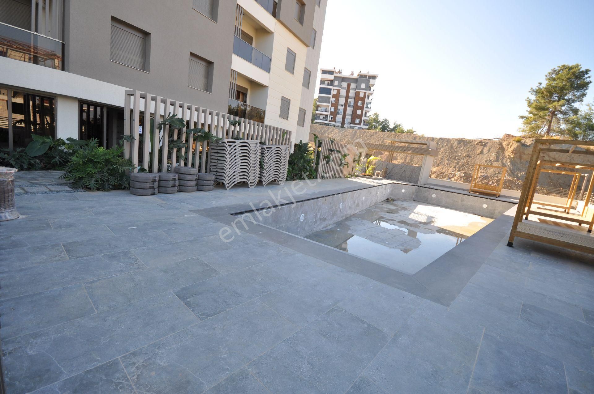 Sarilarda 5 Yildiz Otel Konseptınde 1+1 2+1 Gavuzlu Asansörlü Hamam Fitnes - Görsel 9