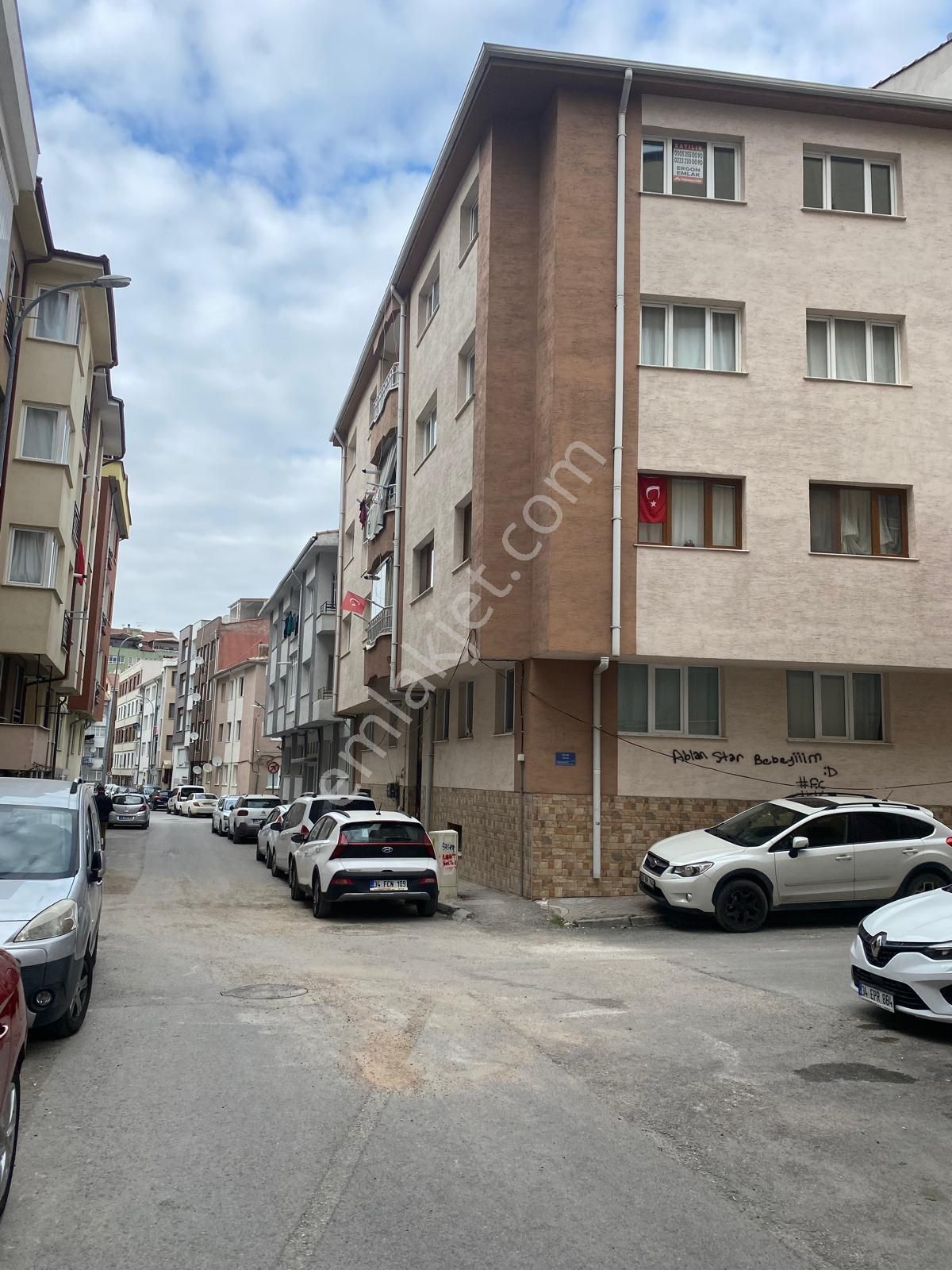 Atatürk Bulvarı Yakınında Temiz, Bakımlı, Satılık 3+1 Daire