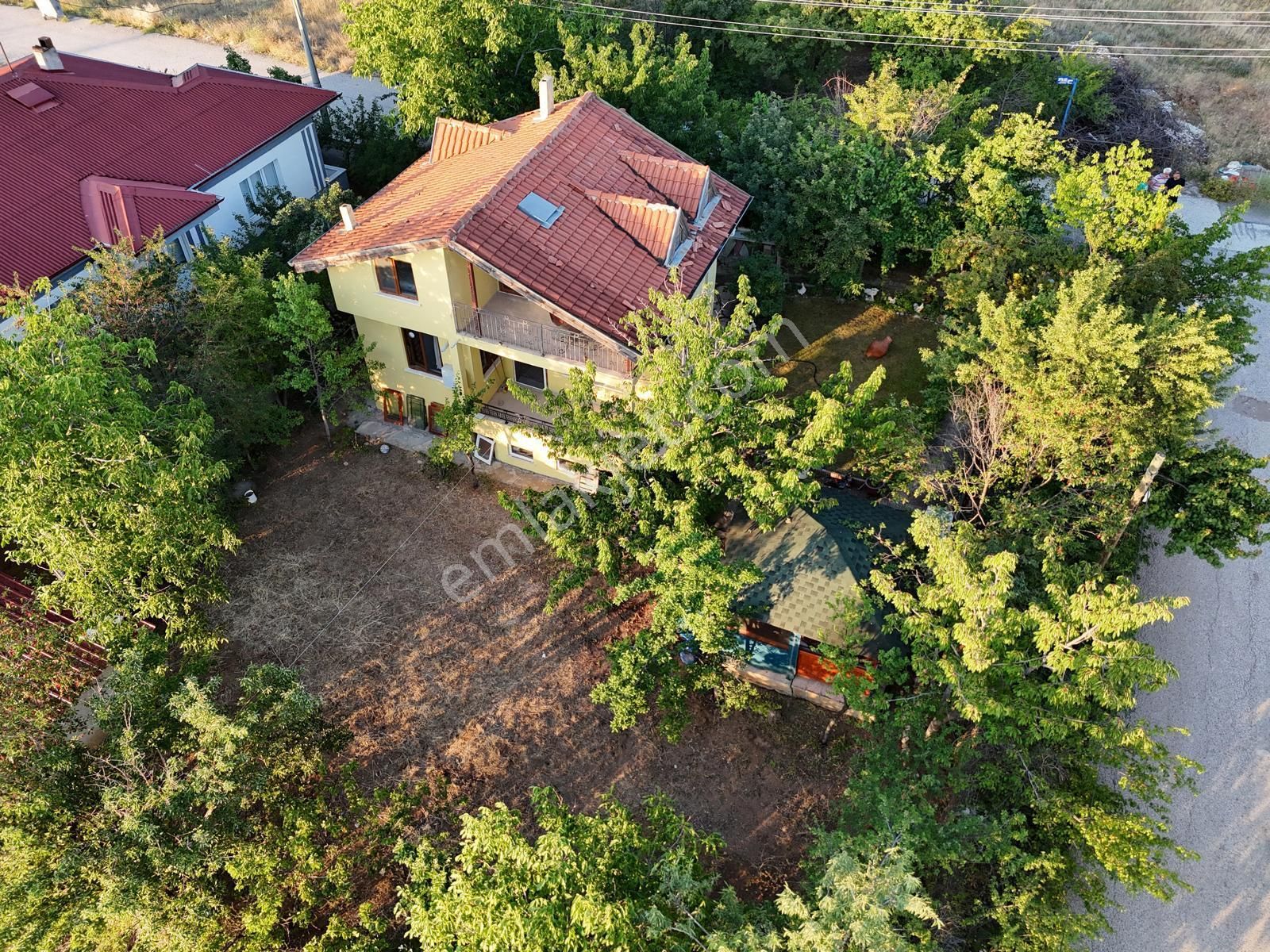 Akyurt Kalaba Satılık Villa Anadolu'dan İmarlı 500 Metre Arsa Üzerinde 130 Metre Dublex Ev