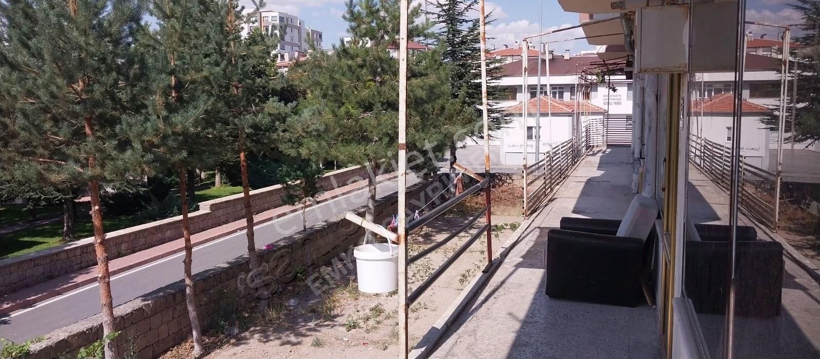 Kayseri Melikgazi Devren Dükkan & Mağaza Kayseri Melikgazi İldem Devren Kiralık Erkek Berber Dükkanı