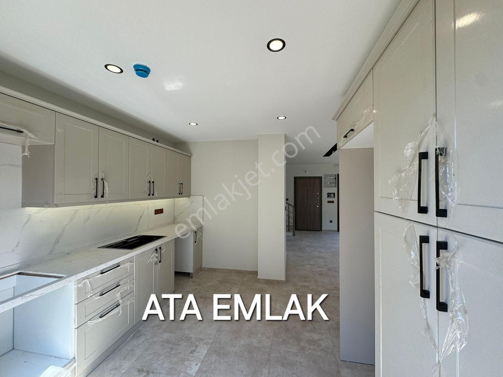 https://imaj.emlakjet.com/listing/16409123/3DD383A5FA0BD236157E662E2E16319516409123.jpg