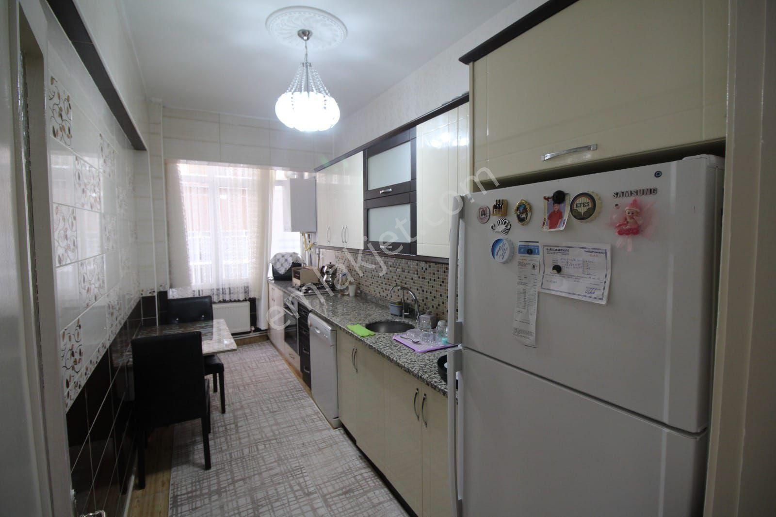 Şahinbey Öğretmenevleri Satılık Daire Kavaklıkda Kiralık 3+1 Bakımlı Daire