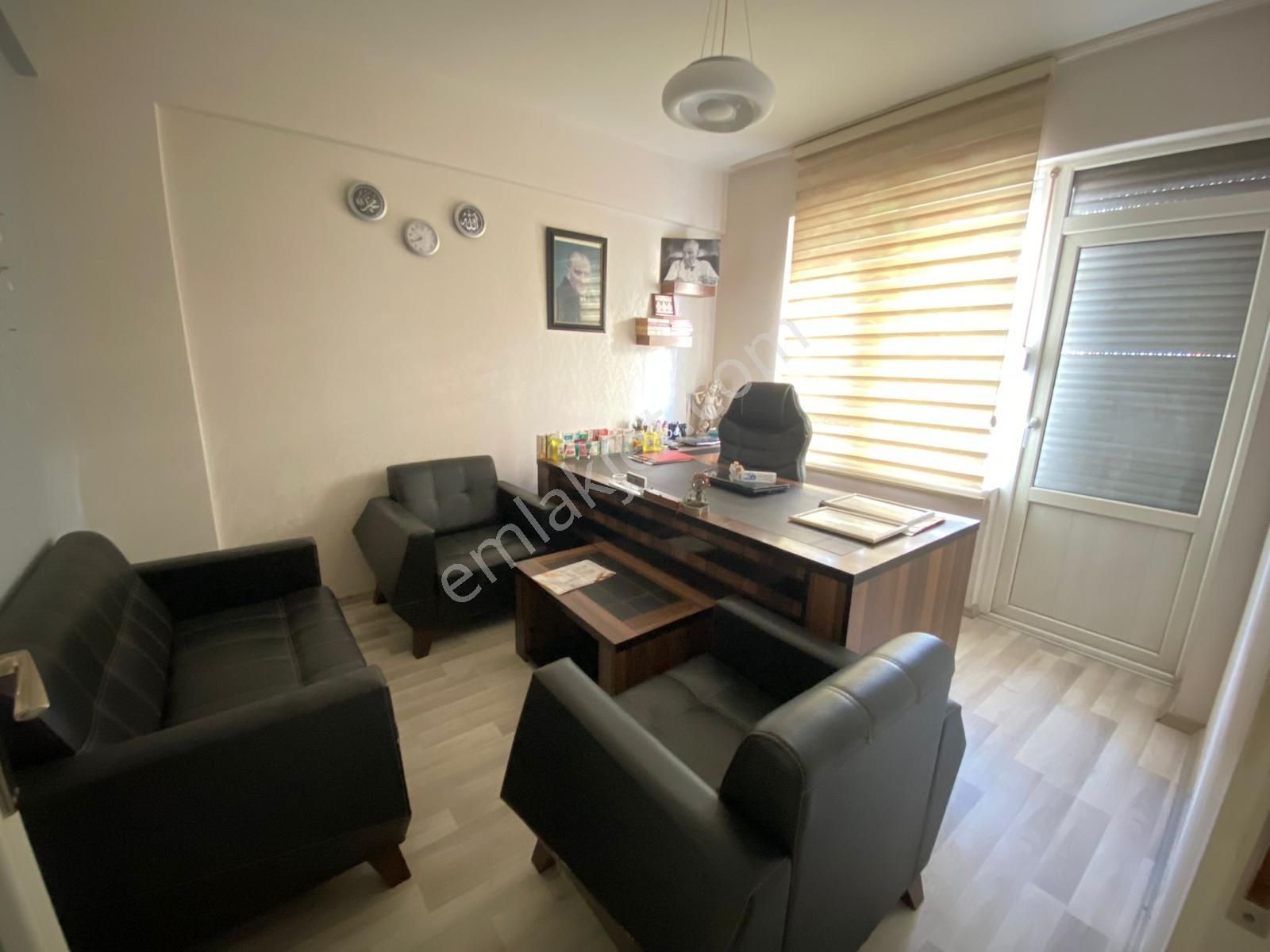 Muratpaşa Kızılsaray Kiralık Daire Antalya Güllük Caddesi Üzerinde Hem Ofis Hem De Kiralık Daire Olarak Kullanıma Uygun