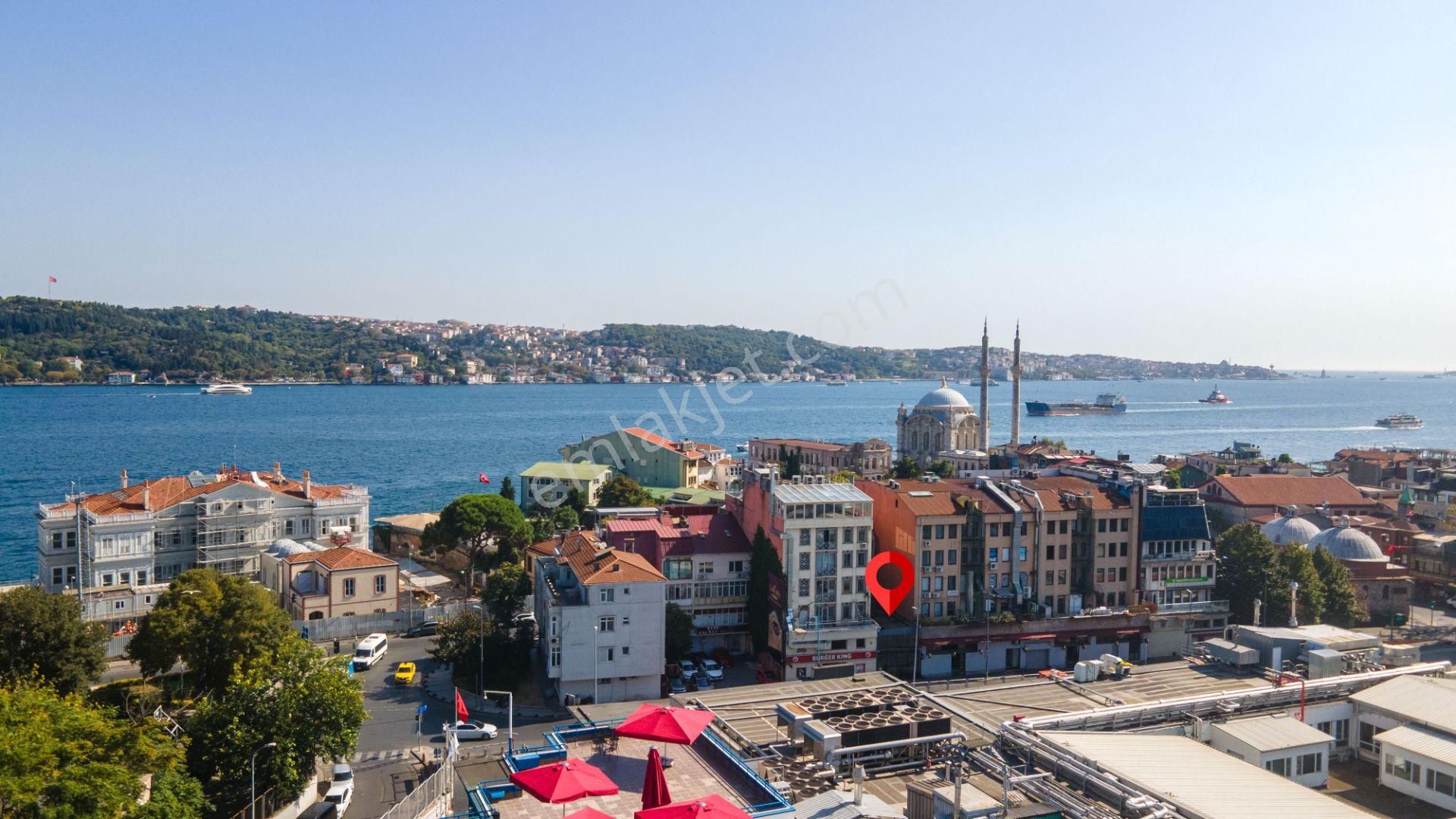 Ortaköy, Muallim Naci Caddesinde, 3 Katlı Satılık İşyeri - Görsel 15