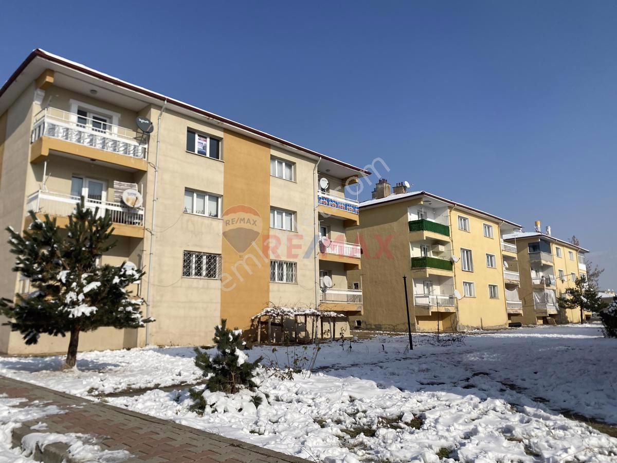 Erzincan Merkez Ergenekon Satılık Daire Remax Dem'den Ergenekon Mahallesinde 2+1 Fırsat Daire