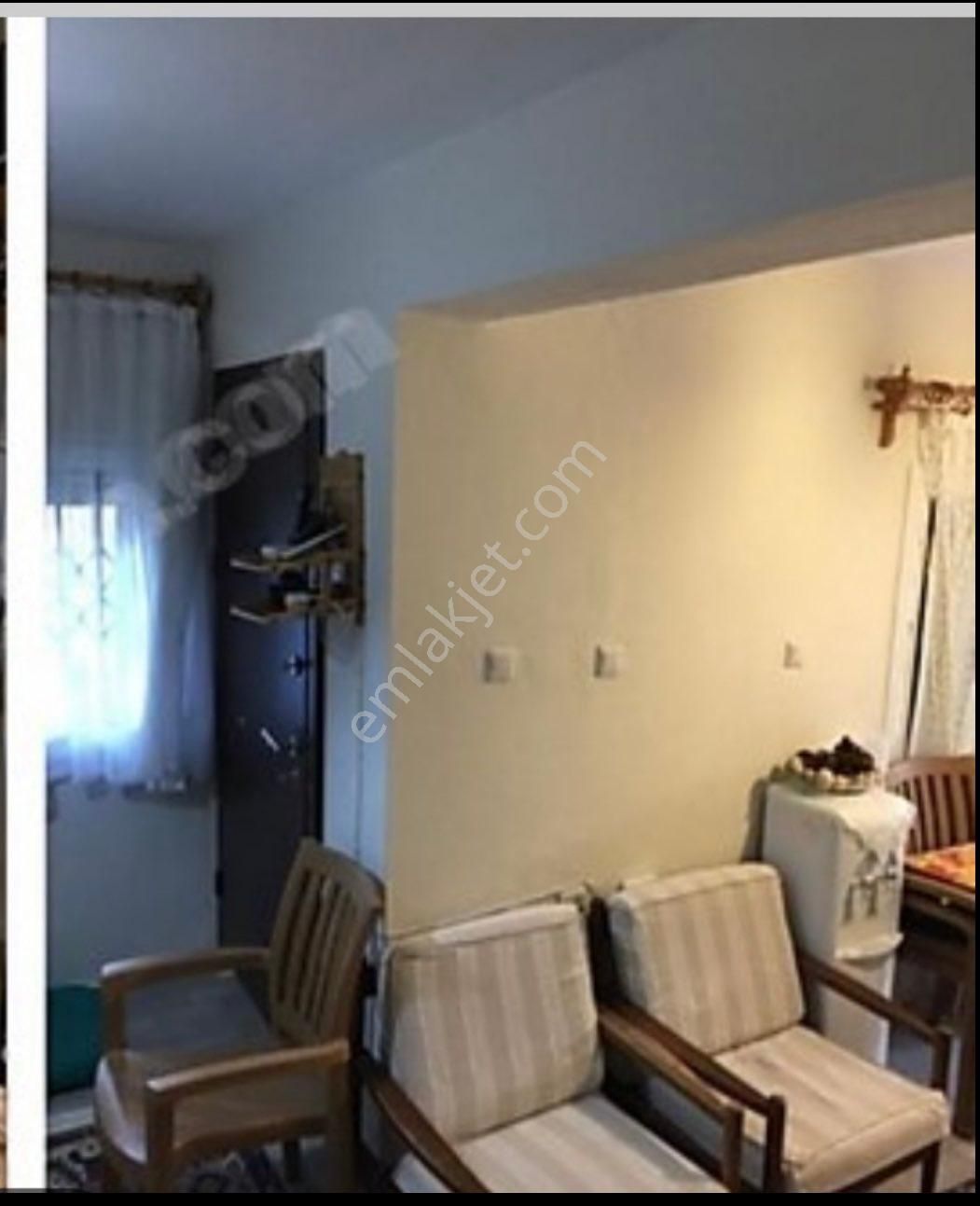 Çeşme Germiyanda Bahçeli Şirin Yazlık - Görsel 6