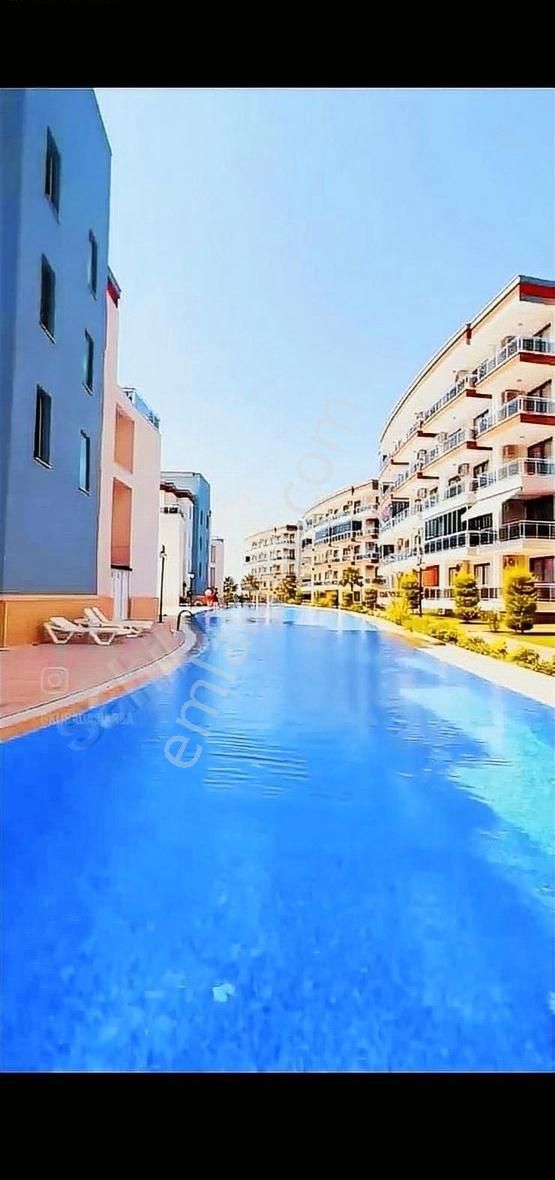 Kuşadası Değirmendere Kiralık Daire Full Eşyalı Deniz Manzaralı Sitede 1+1