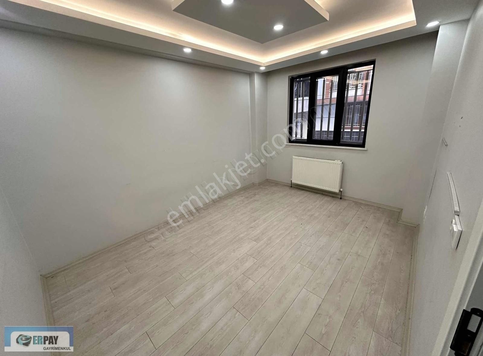 Sultangazi 50. Yıl Satılık Daire Erpay İnşaat'tan 50.yıl Mah 2+1 95m² 4 Yıllık Tek Daire Y.giriş