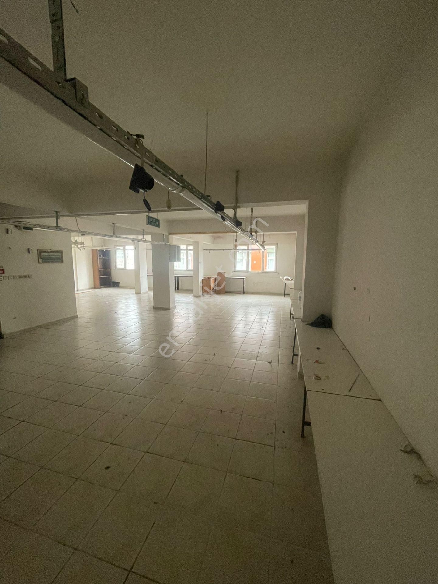 İstanbul Sancaktepe Kiralık Atölye 130 M2 4 Kat Kiralık Atölye Sancaktepe Merkeze 2 Dk Yürüme Mesafesi