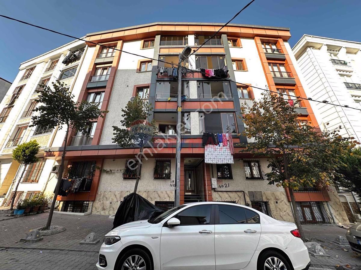 Esenyurt Süleymaniye Satılık Daire Merkezi Konumda Satılık 2+1 3. Kat Daire