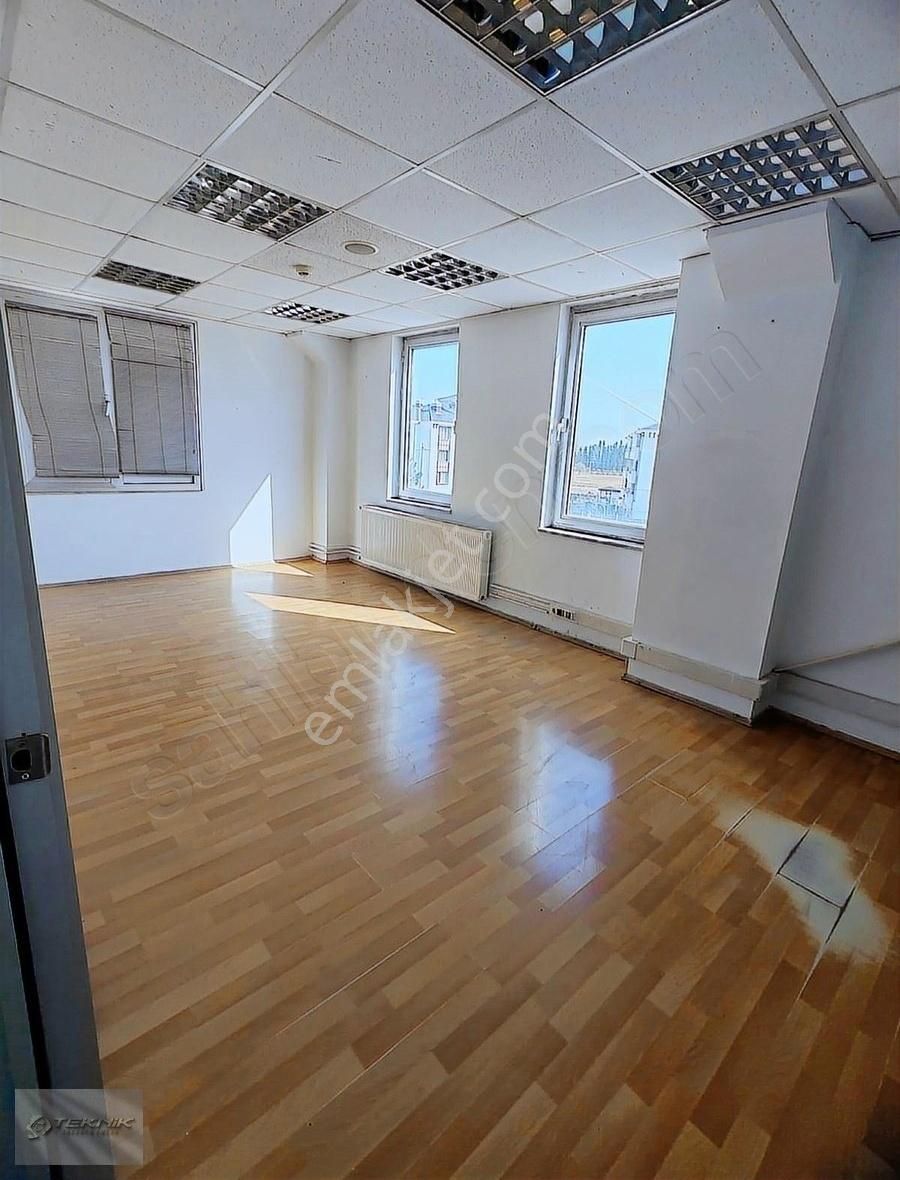 Kütahya Kütahya Merkez Kiralık Plaza Teknik'ten Kiralık Showroom İş Yeri