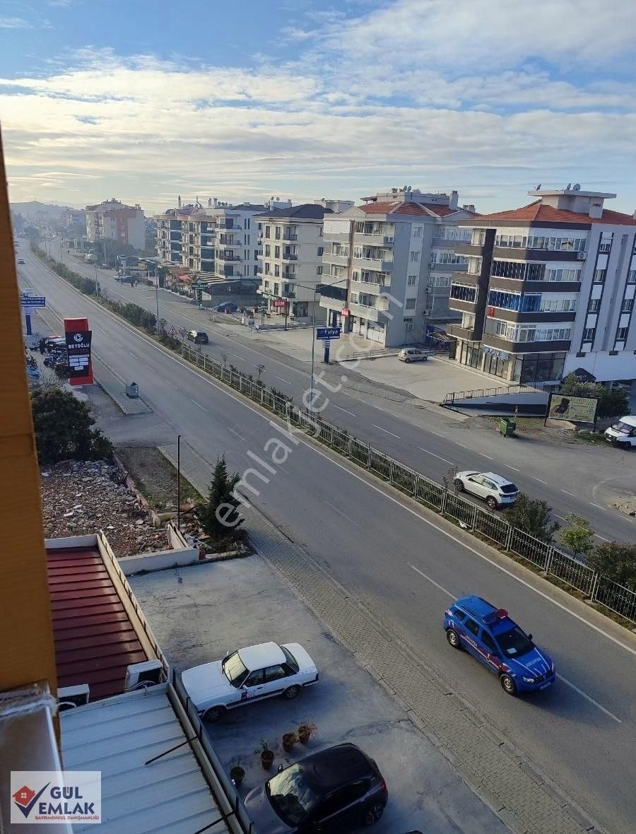 Seferihisar Camikebir Satılık Daire Ana Yol Üzeri 2+1 Kapalı Mutfak Dublex Daire Doğalgazlı