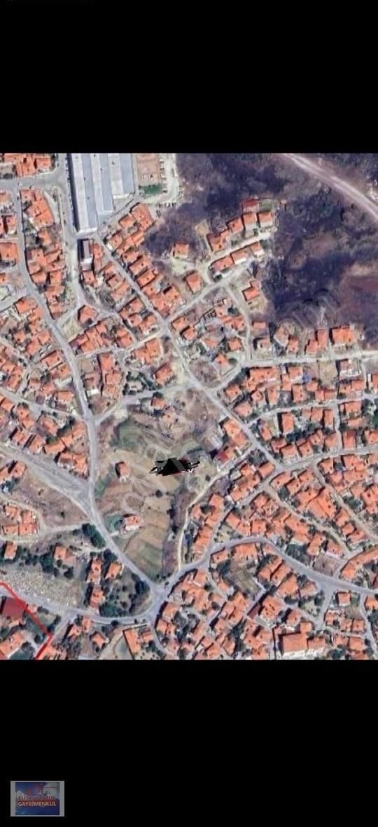 Kula Akgün Satılık Villa İmarlı Manisa Kula Akgünde Satılk Arsa 301m2 İmarlı Acill