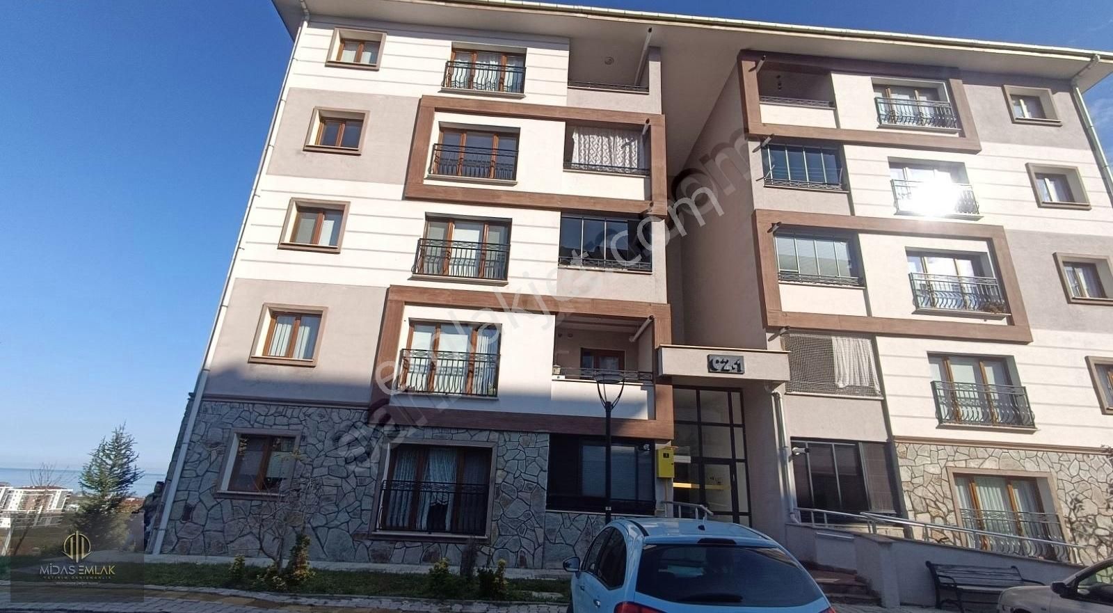 Bulancak Pazarsuyu Emecen Kiralık Daire Toki 2 Etapta Kiralik Daire 3 .kat