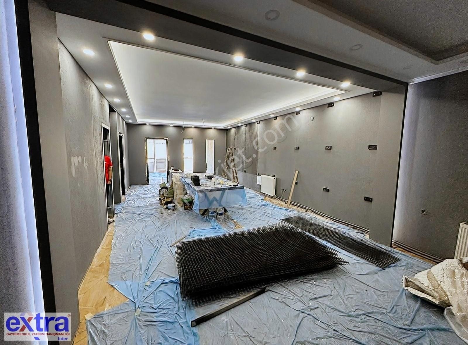 Extra Lider'den Cadde Cephe 140 M2 Ofis - Görsel 9